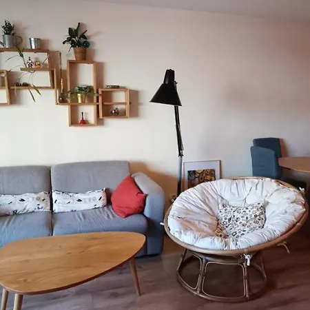 Cozy Love Cocoon With A Nice Balcony Apartment *